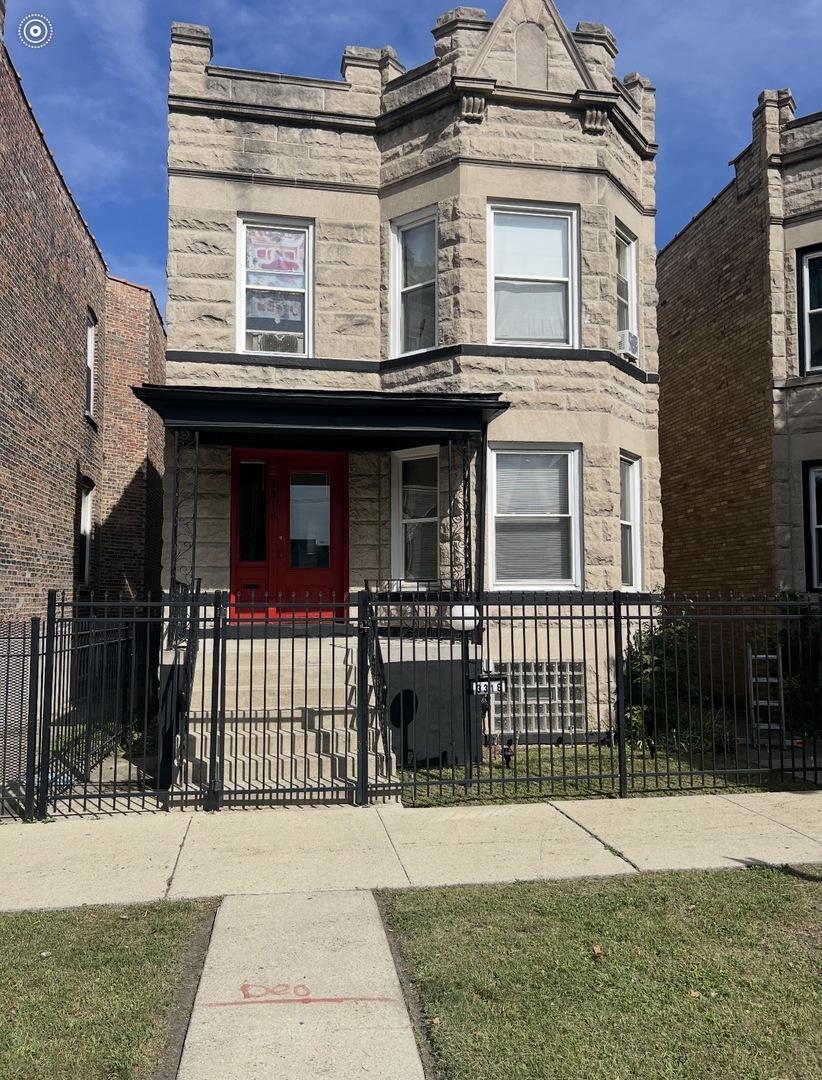3318 W Flournoy St., Chicago, IL 60624