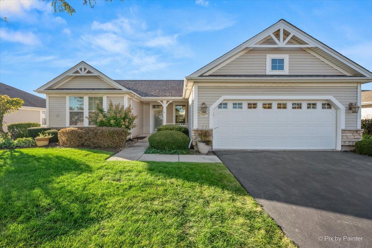11977 Stonewater Crossing, Huntley, IL 60142