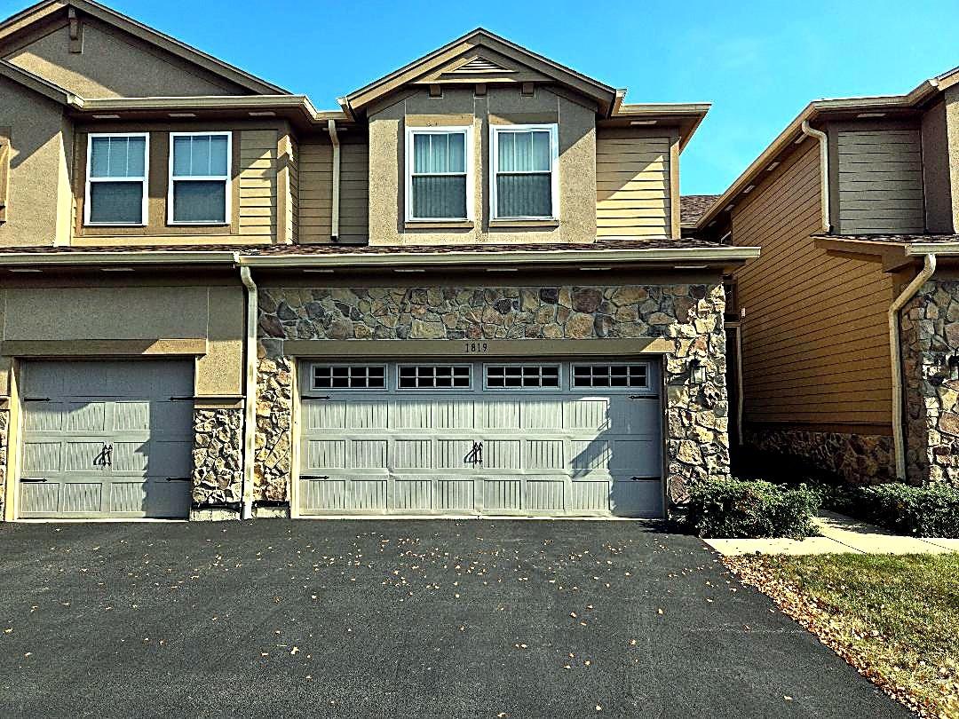 1819 Crenshaw Cir., Vernon Hills, IL 60061