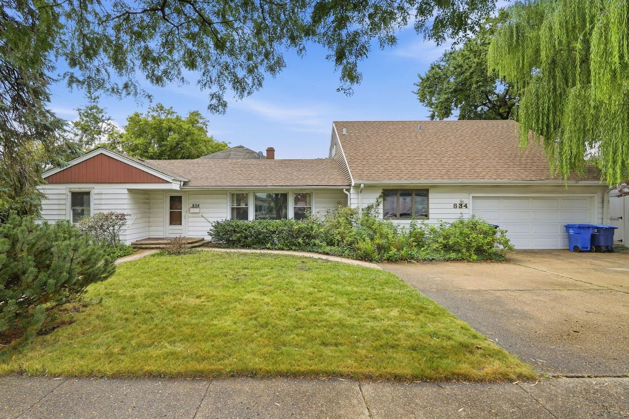 834 S Wolf Rd., Des Plaines, IL 60016