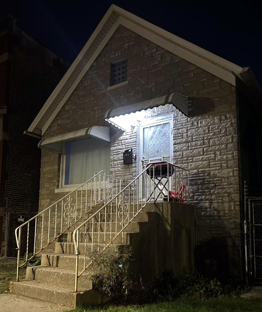 836 N Harding Ave., Chicago, IL 60651