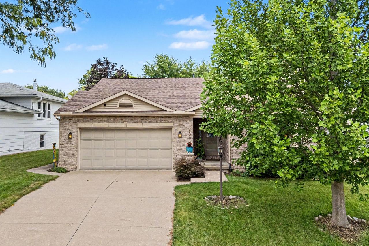 3506 35th St., Moline, IL 61265