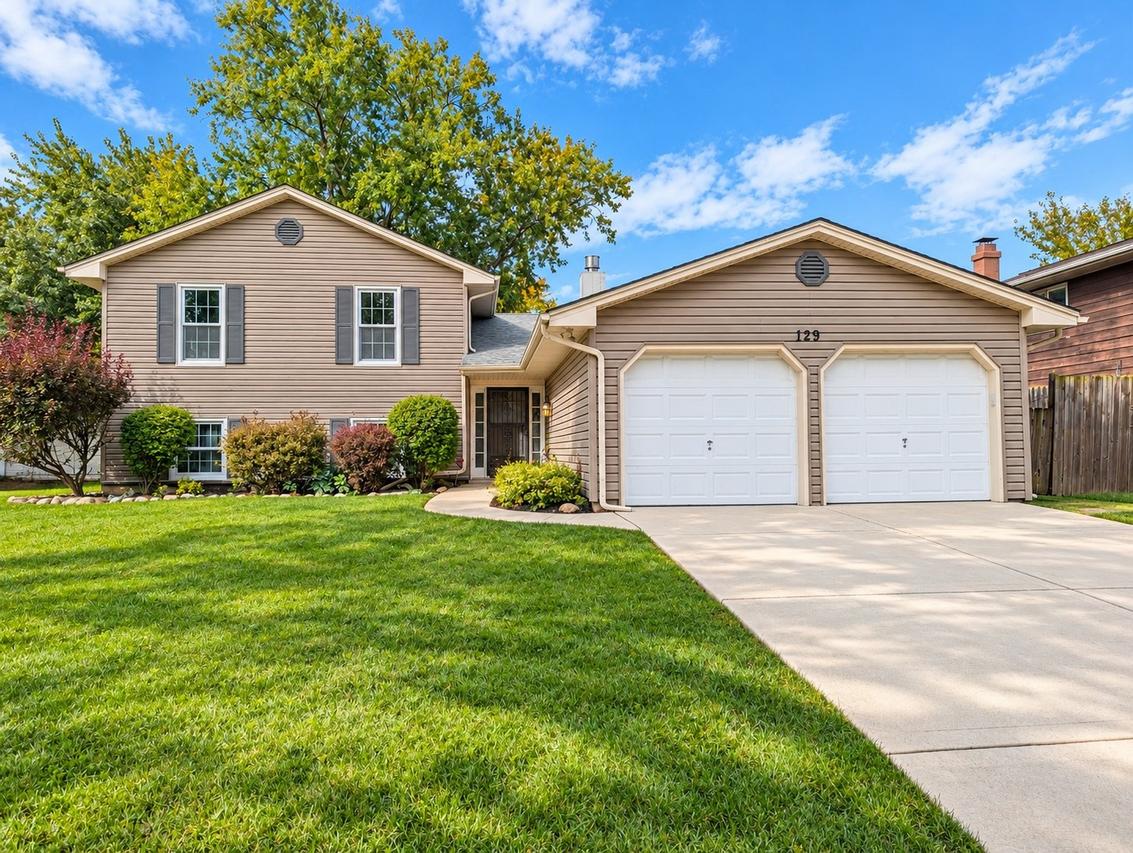129 Newport Dr., Bolingbrook, IL 60440
