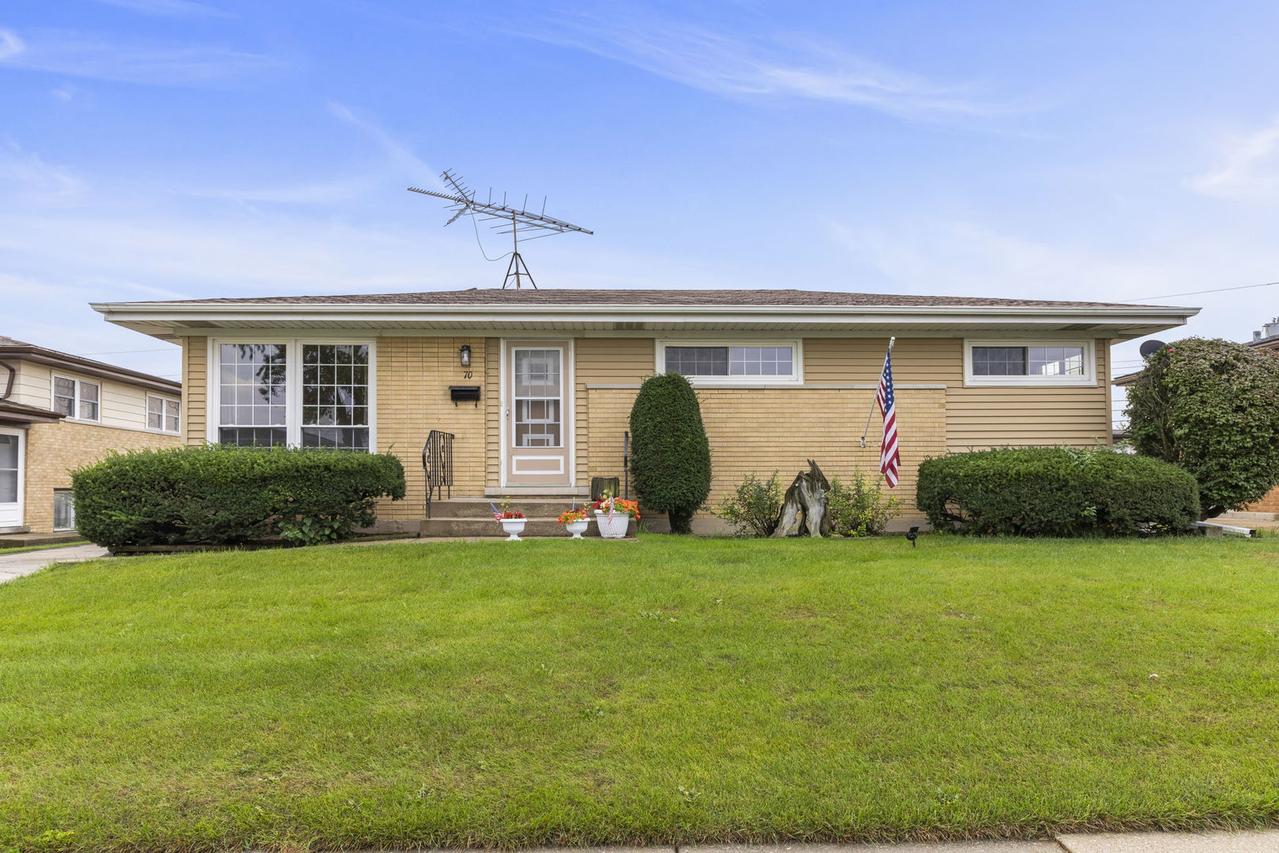 70 E Craig Dr., Chicago Heights, IL 60411