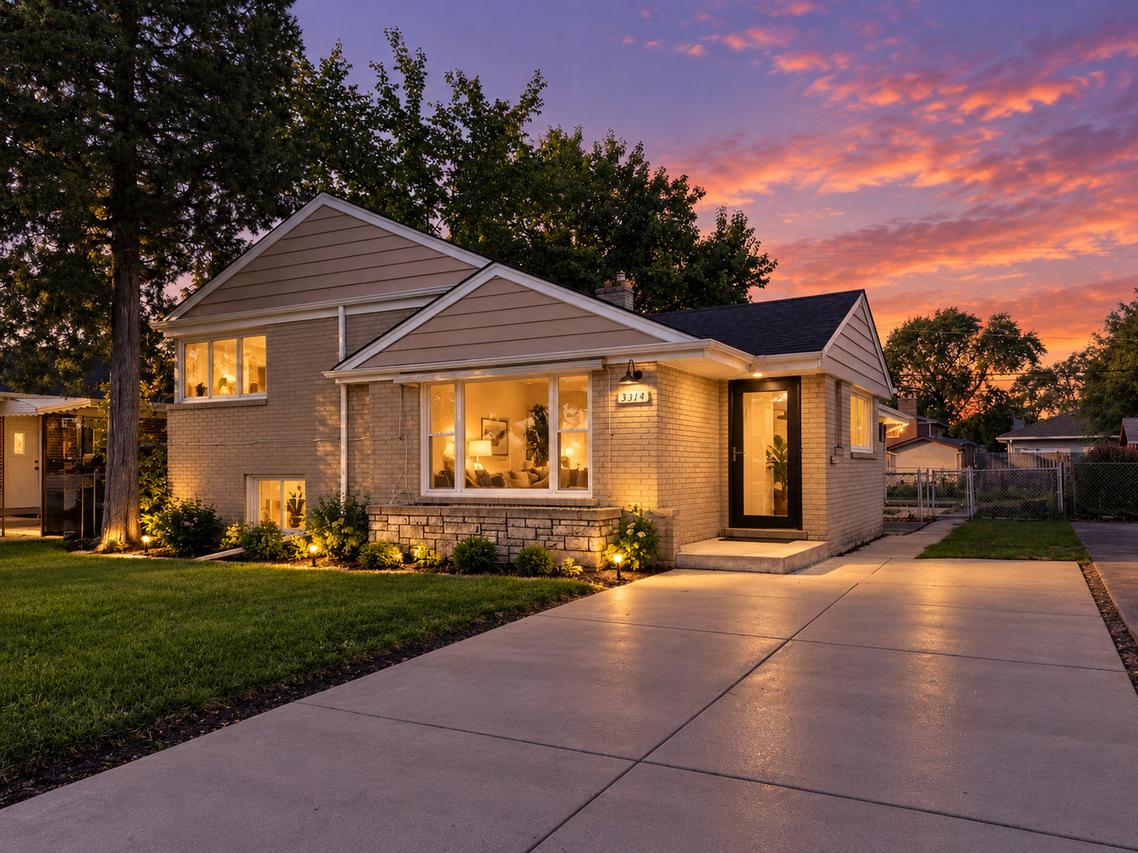 3814 W Sherwin Ave., Lincolnwood, IL 60712