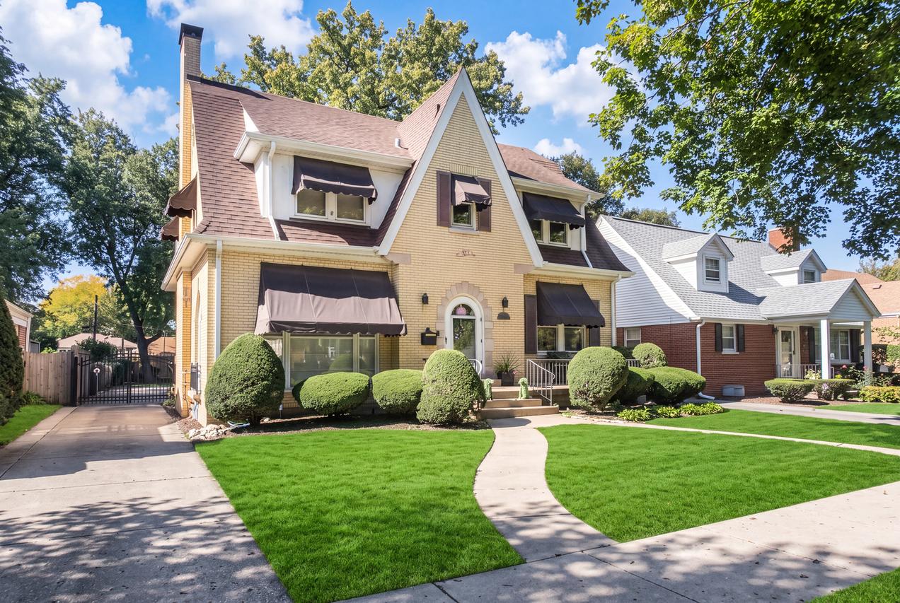 [Address Hidden by Seller], Des Plaines, IL 60016