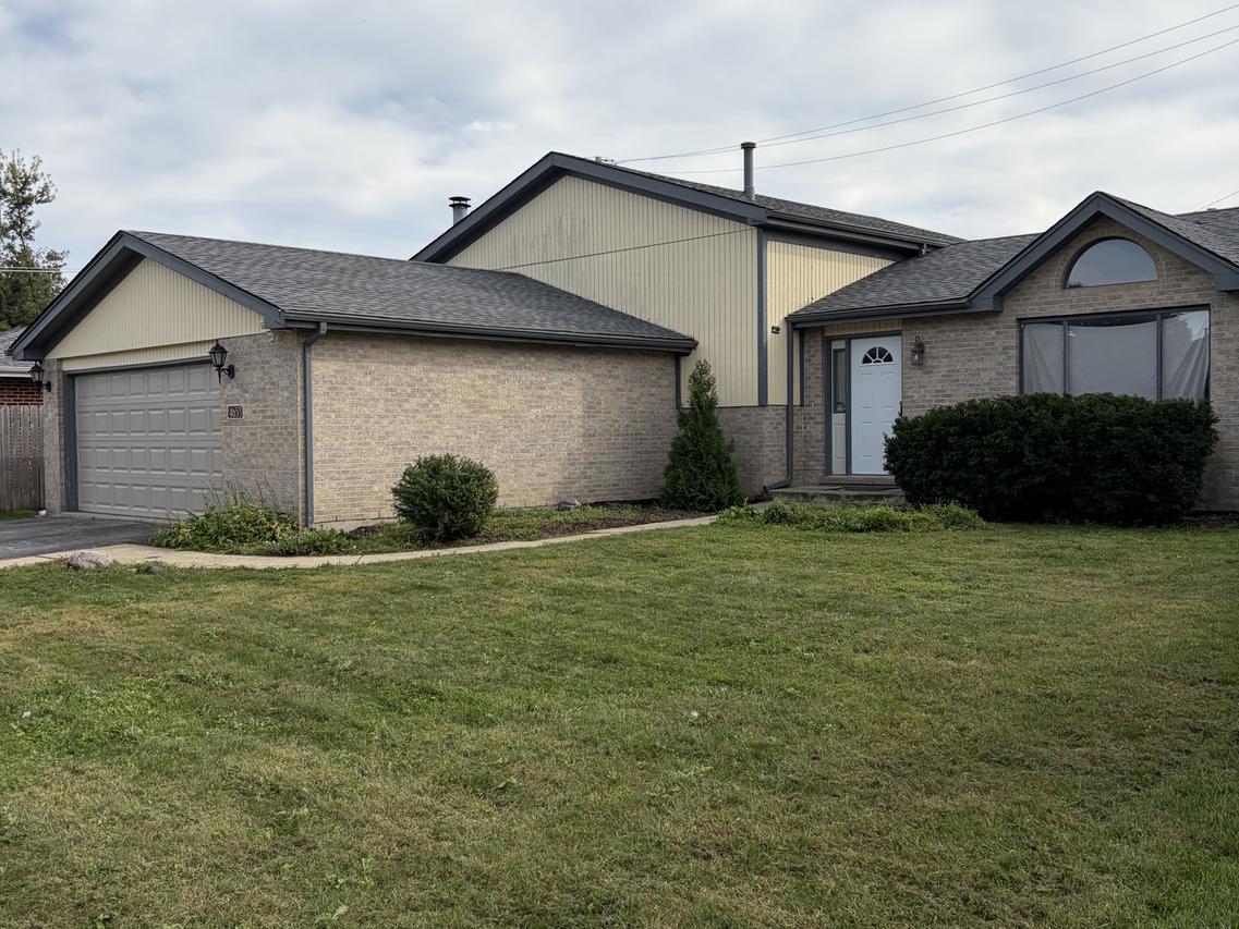 4653 146th St., Midlothian, IL 60445