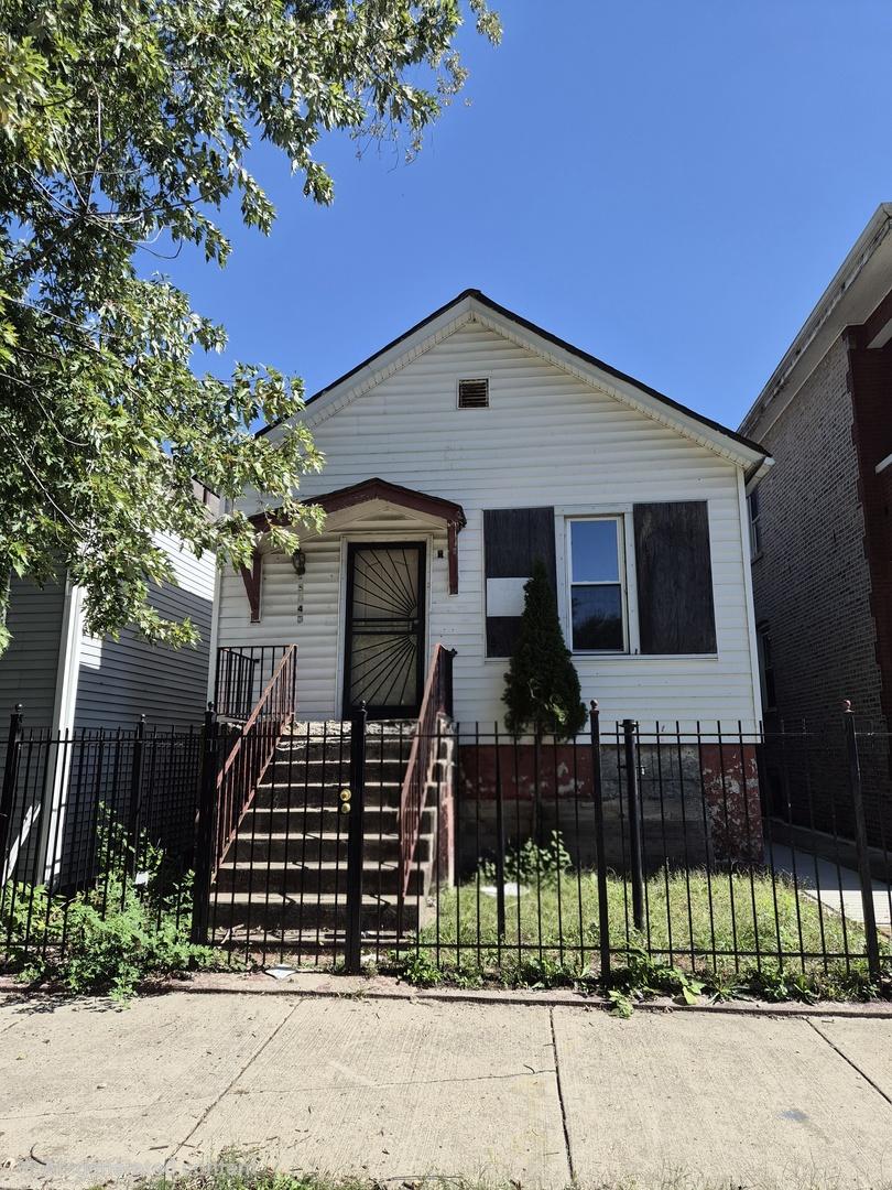 5247 S May St., Chicago, IL 60609