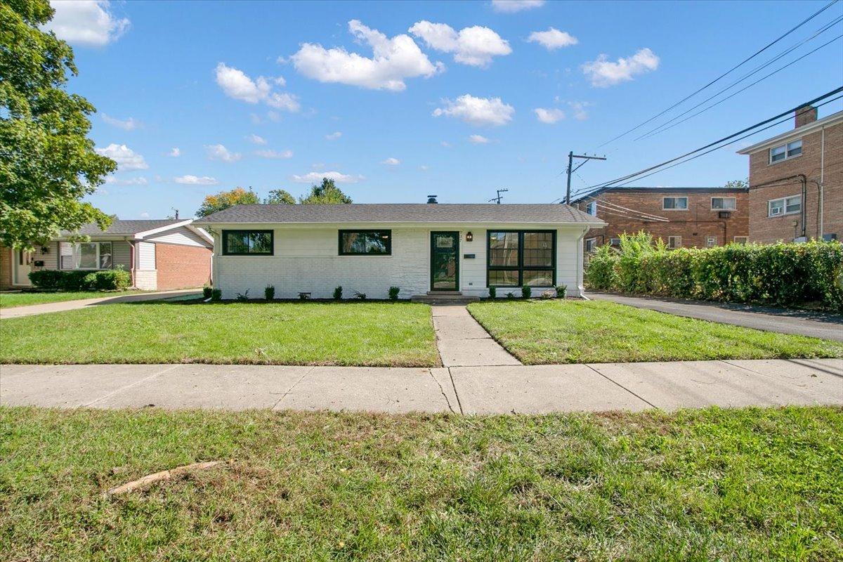 937 Pamela Dr., Bensenville, IL 60106
