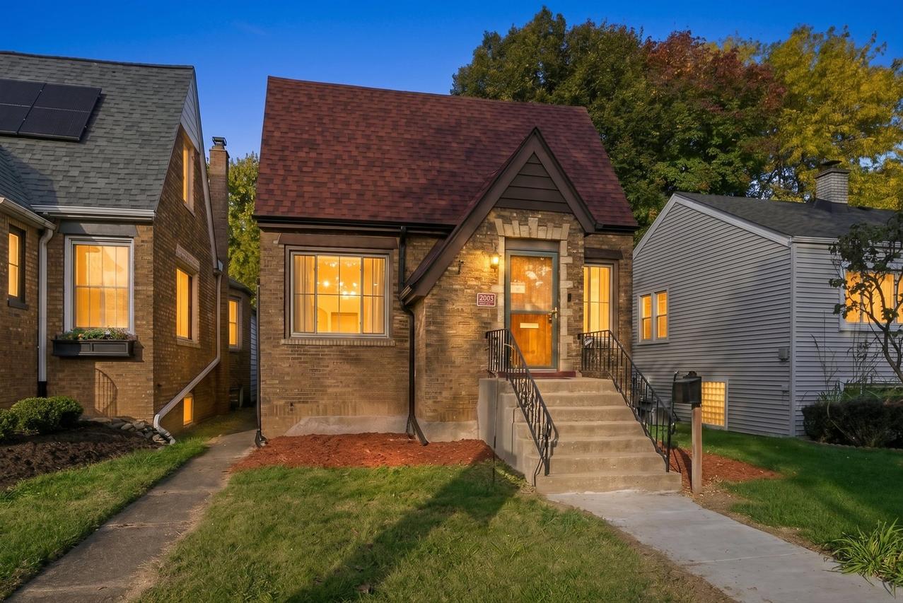 3724 Morton Ave., Brookfield, IL 60513
