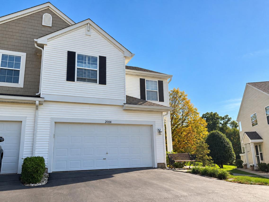 2084 Orchard Ln., Carpentersville, IL 60110