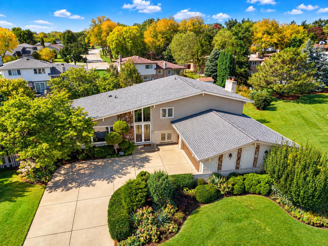[Address Hidden by Seller], Darien, IL 60561