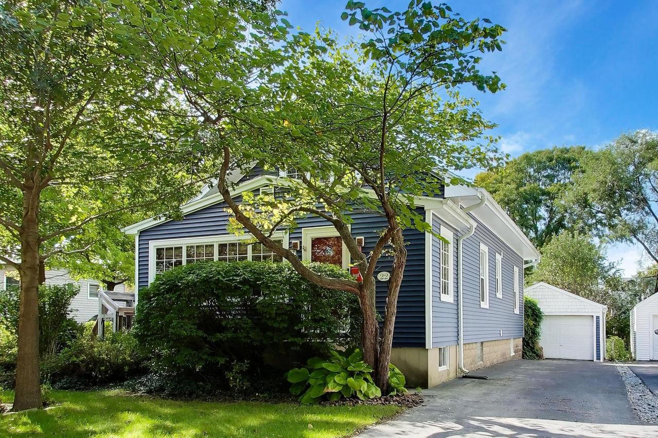 [Address Hidden by Seller], Arlington Heights, IL 60005