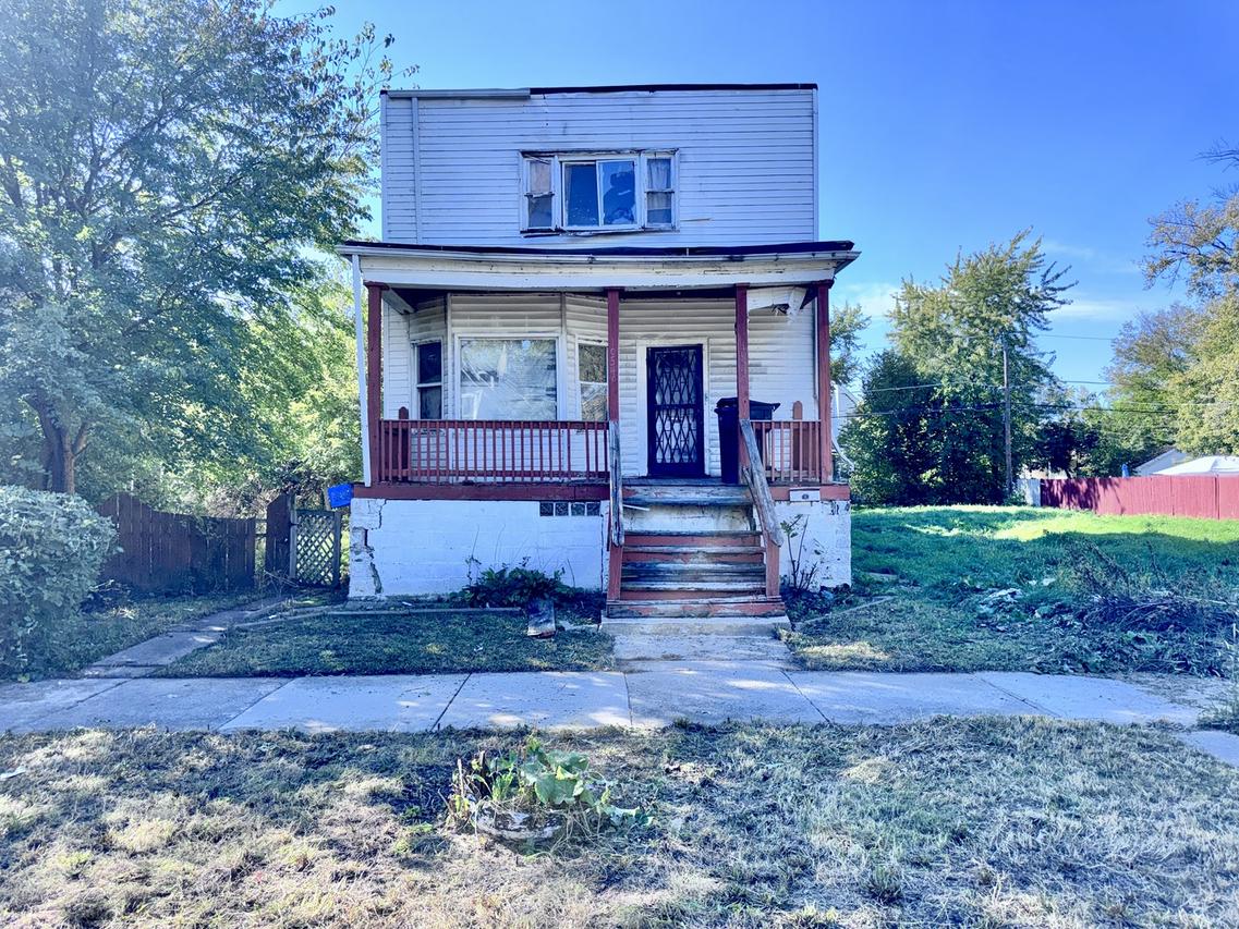 10540 S Lafayette Ave., Chicago, IL 60628