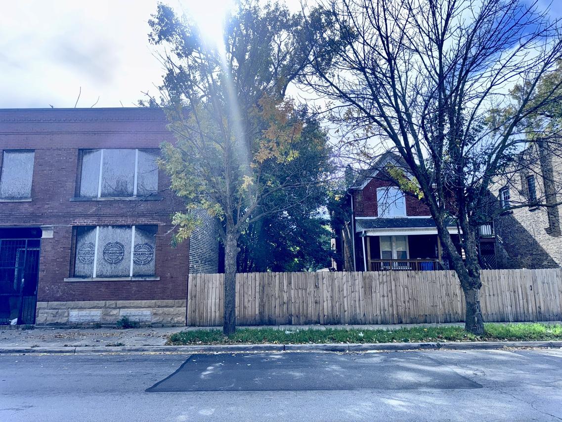 367 E 69th St., Chicago, IL 60637