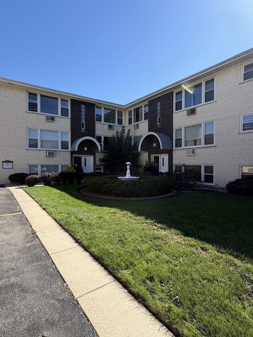 5947 N Odell Ave. #GS, Chicago, IL 60631
