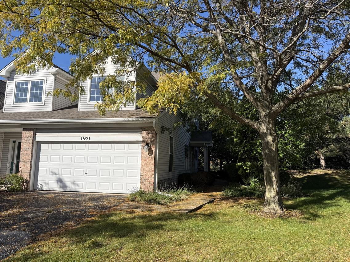 1971 Golden Gate Ln., Naperville, IL 60563