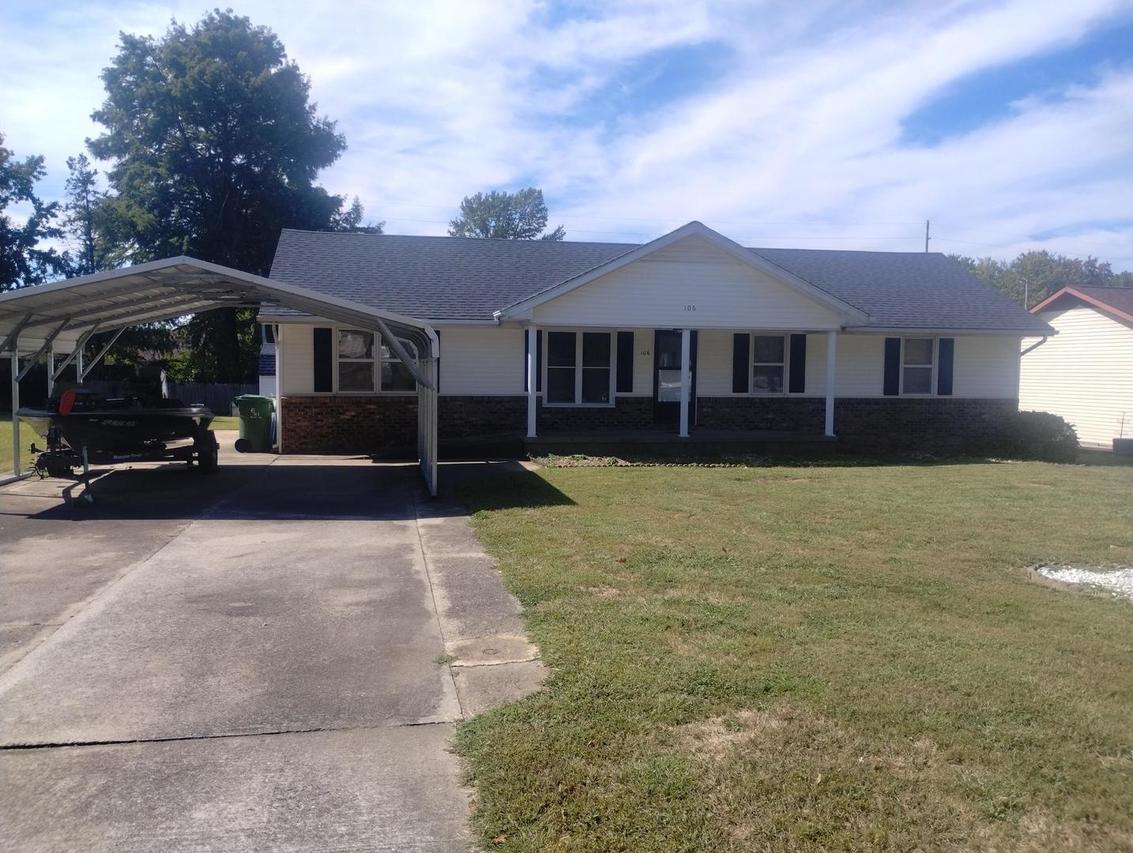 106 Holly Ter., Anna, IL 62906