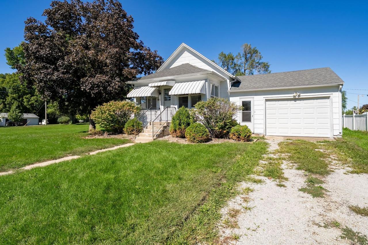 406 E Cherry St., Chatsworth, IL 60921