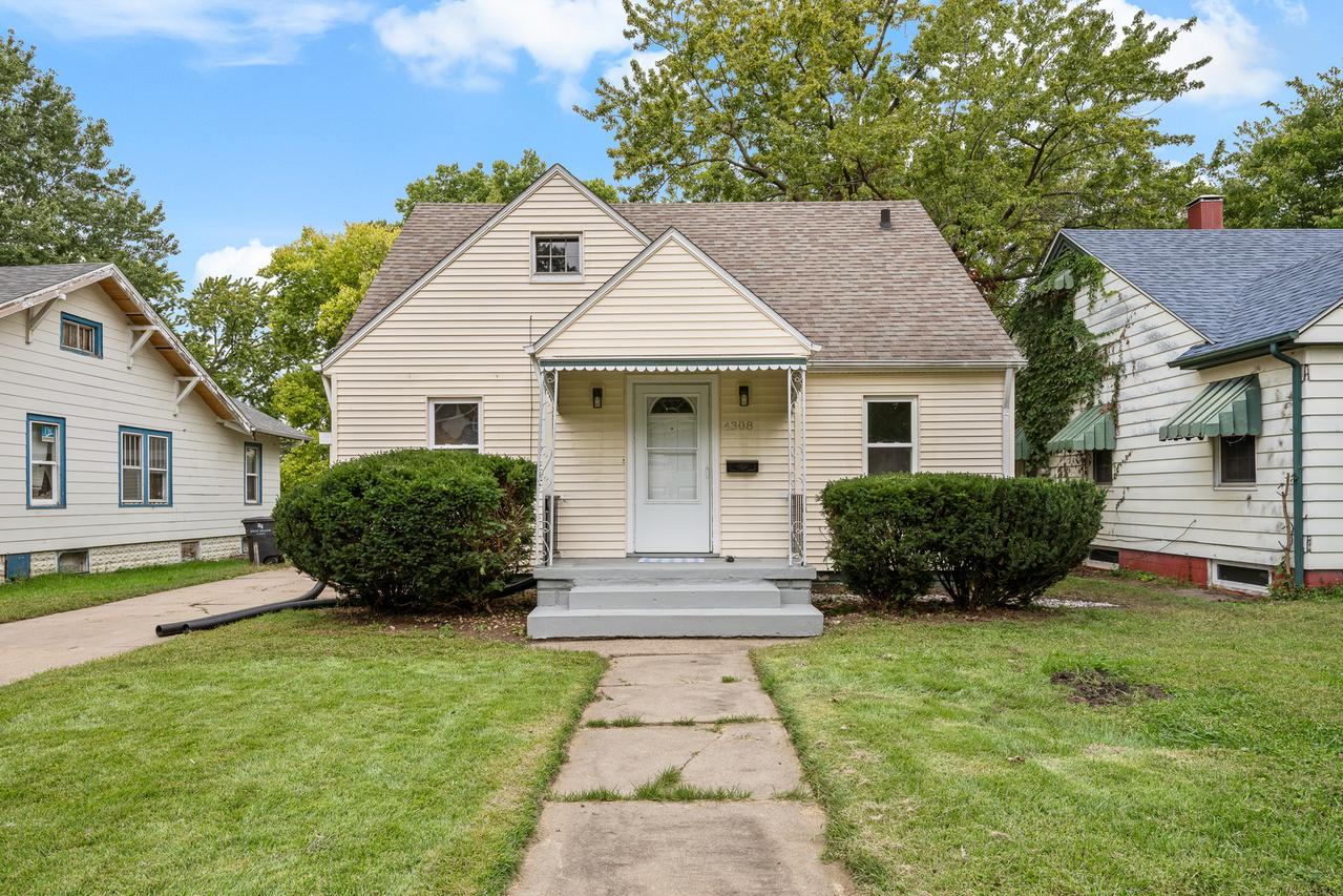 4308 12th St., Rock Island, IL 61201