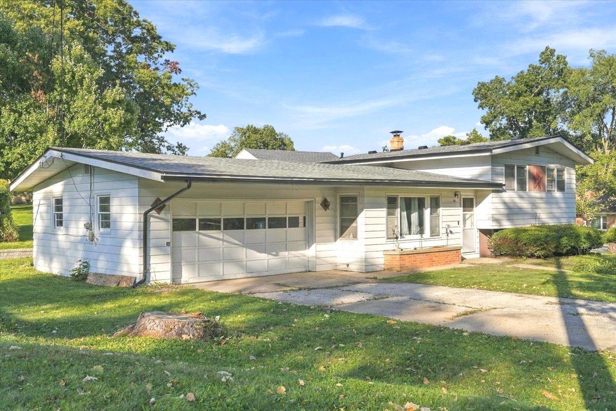 116 Shady Ln., Dixon, IL 61021