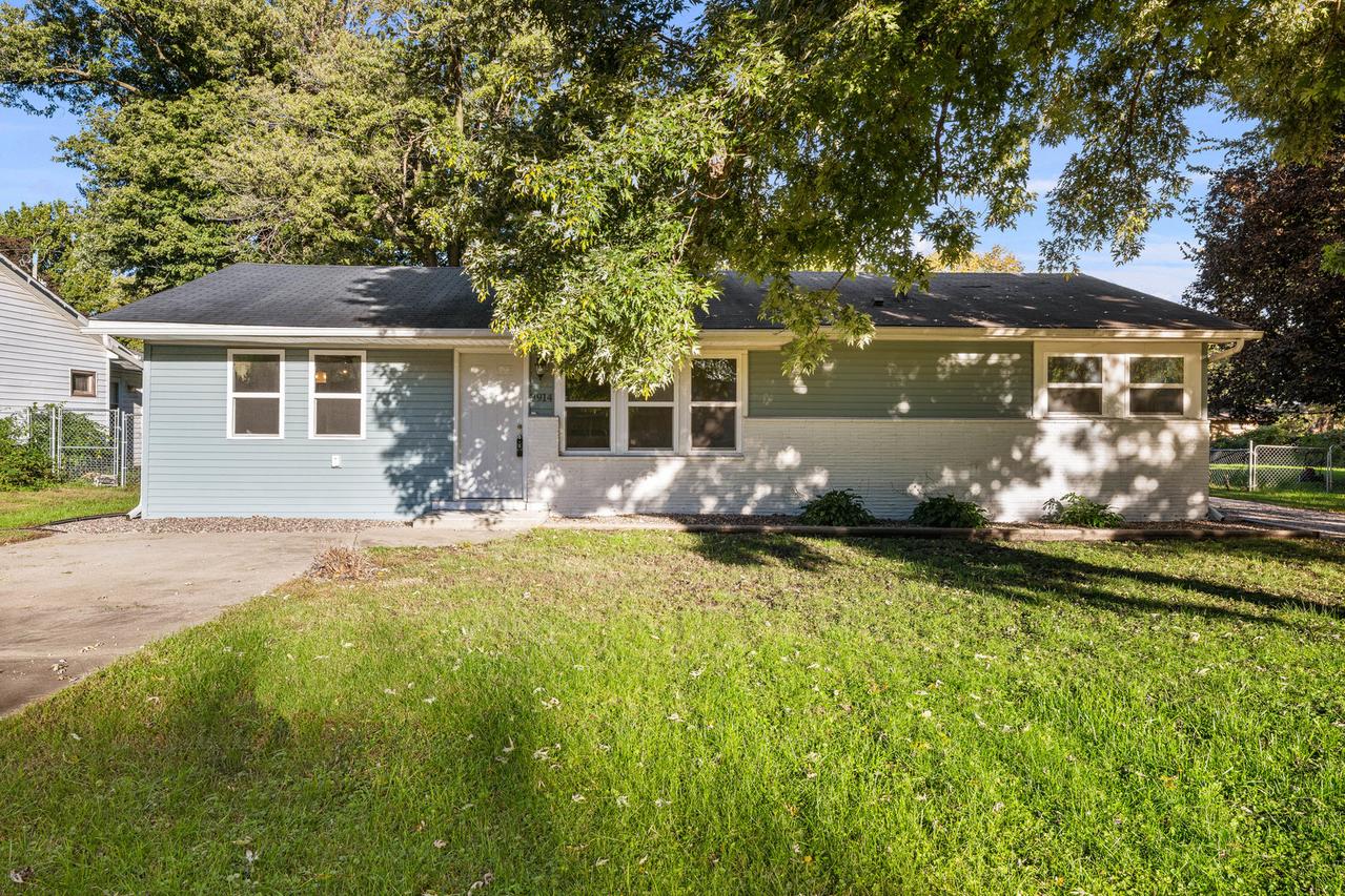 3914 15th Street B St., Moline, IL 61265