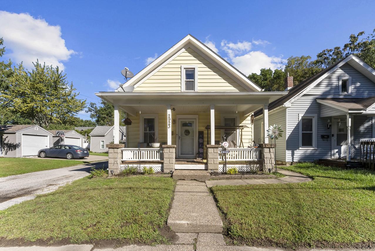 2923 13th Ave., Rock Island, IL 61201
