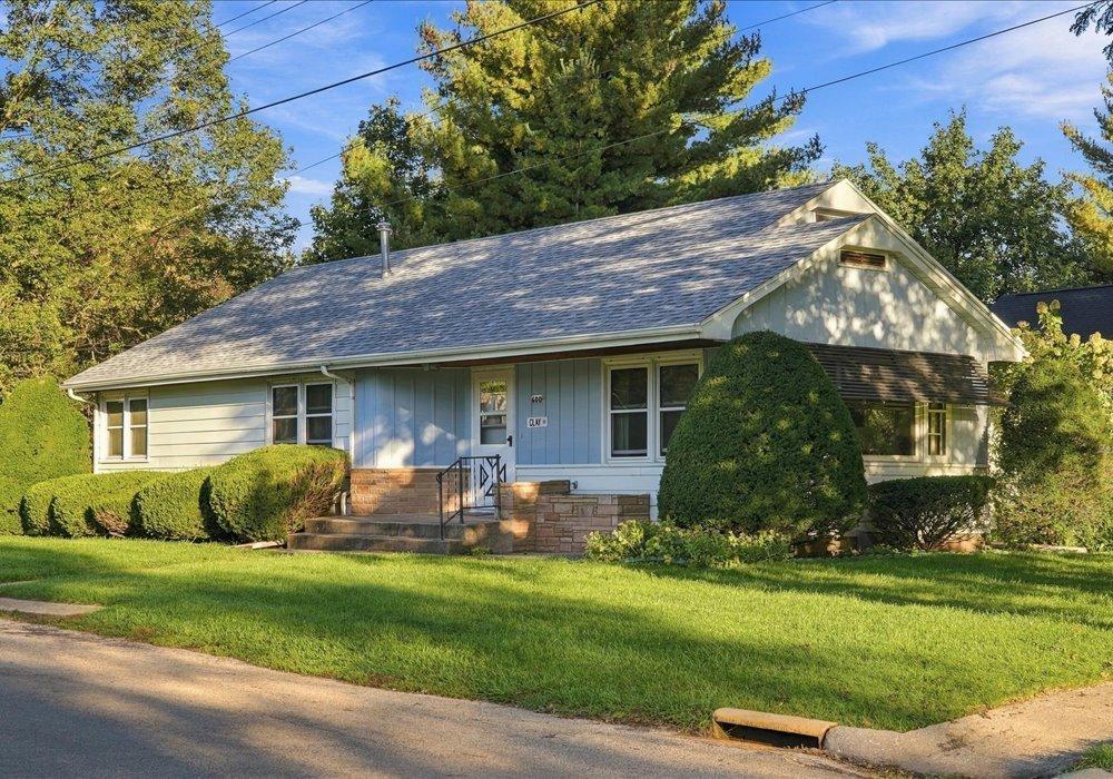 600 Clay St., Oregon, IL 61061