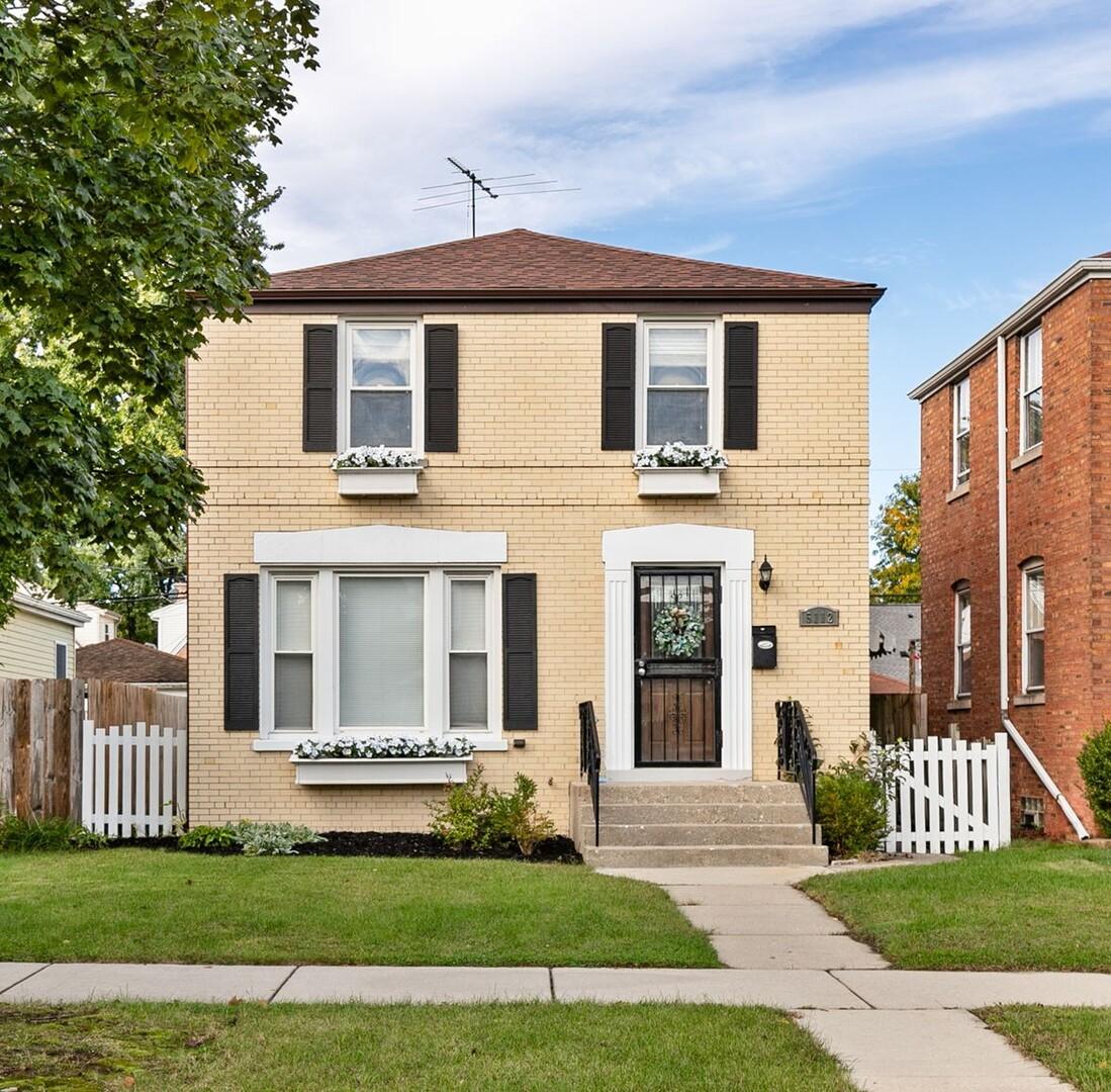 [Address Hidden by Seller], Chicago, IL 60656