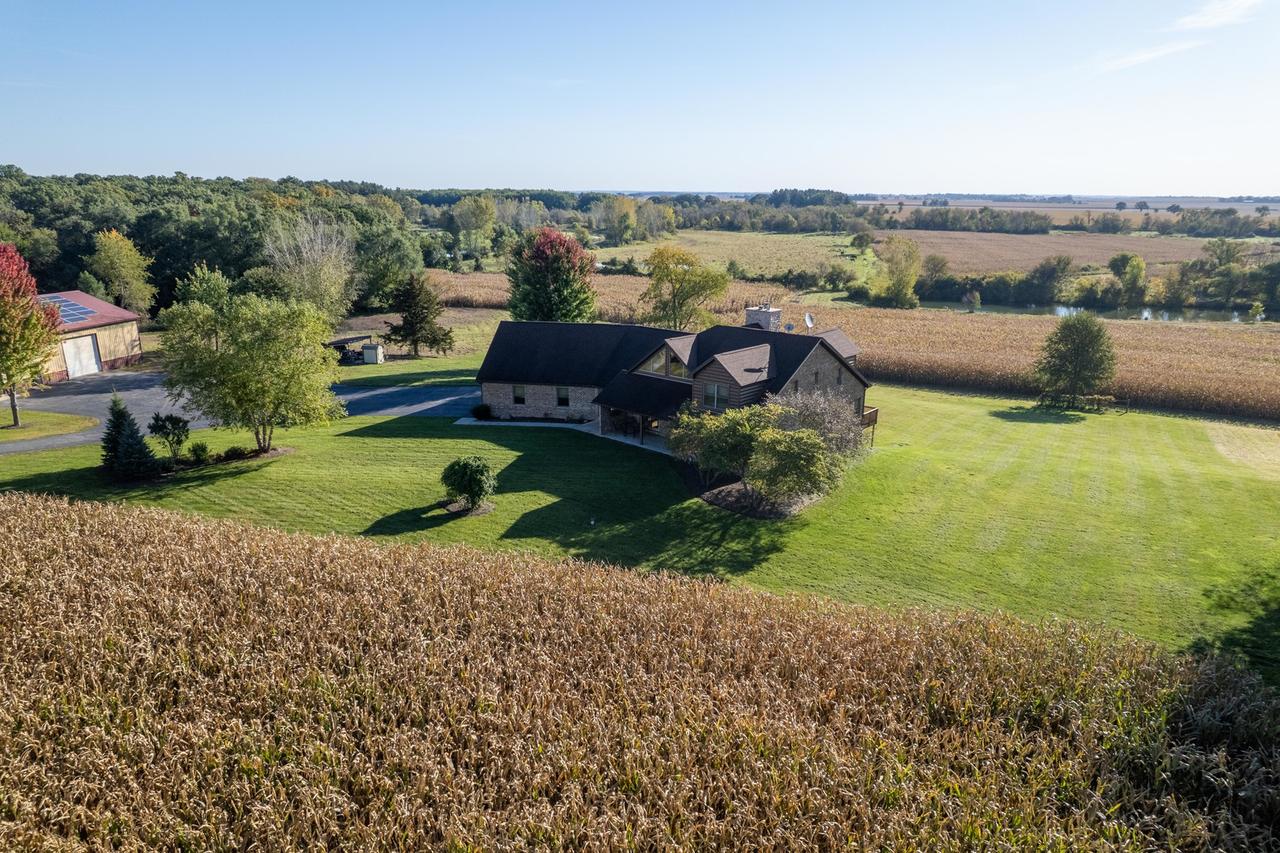 12505 Beaverton Rd., Poplar Grove, IL 61065