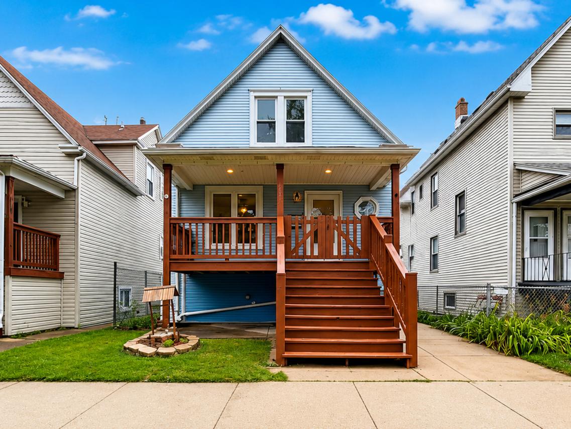 4857 W Berenice Ave., Chicago, IL 60641