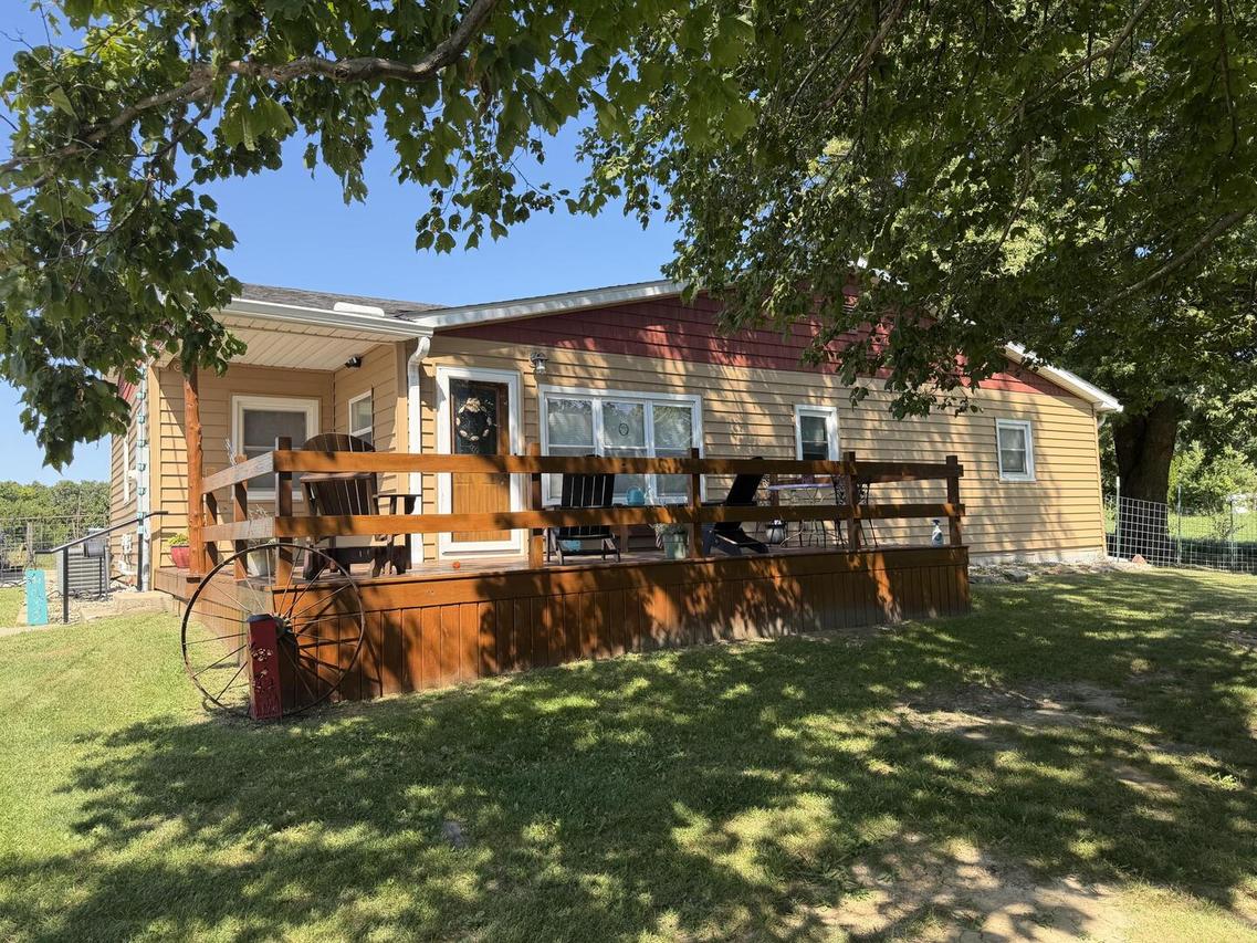 631 W Fulton St., Farmington, IL 61531