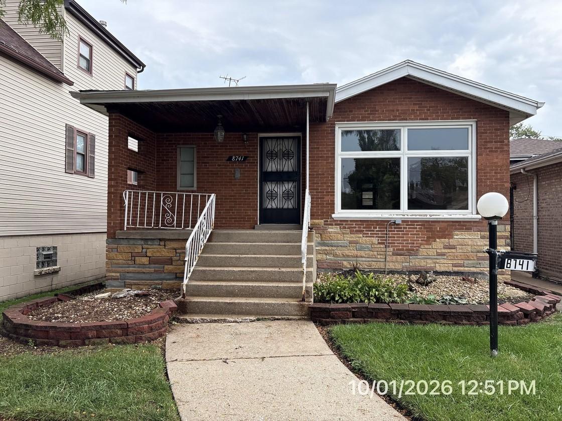 8741 S Luella Ave., Chicago, IL 60617