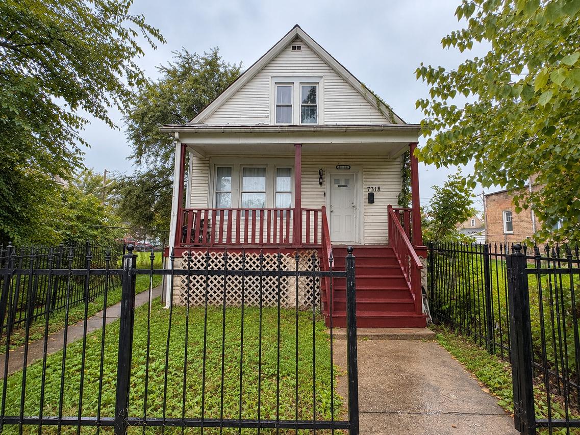 7318 S Carpenter St., Chicago, IL 60621