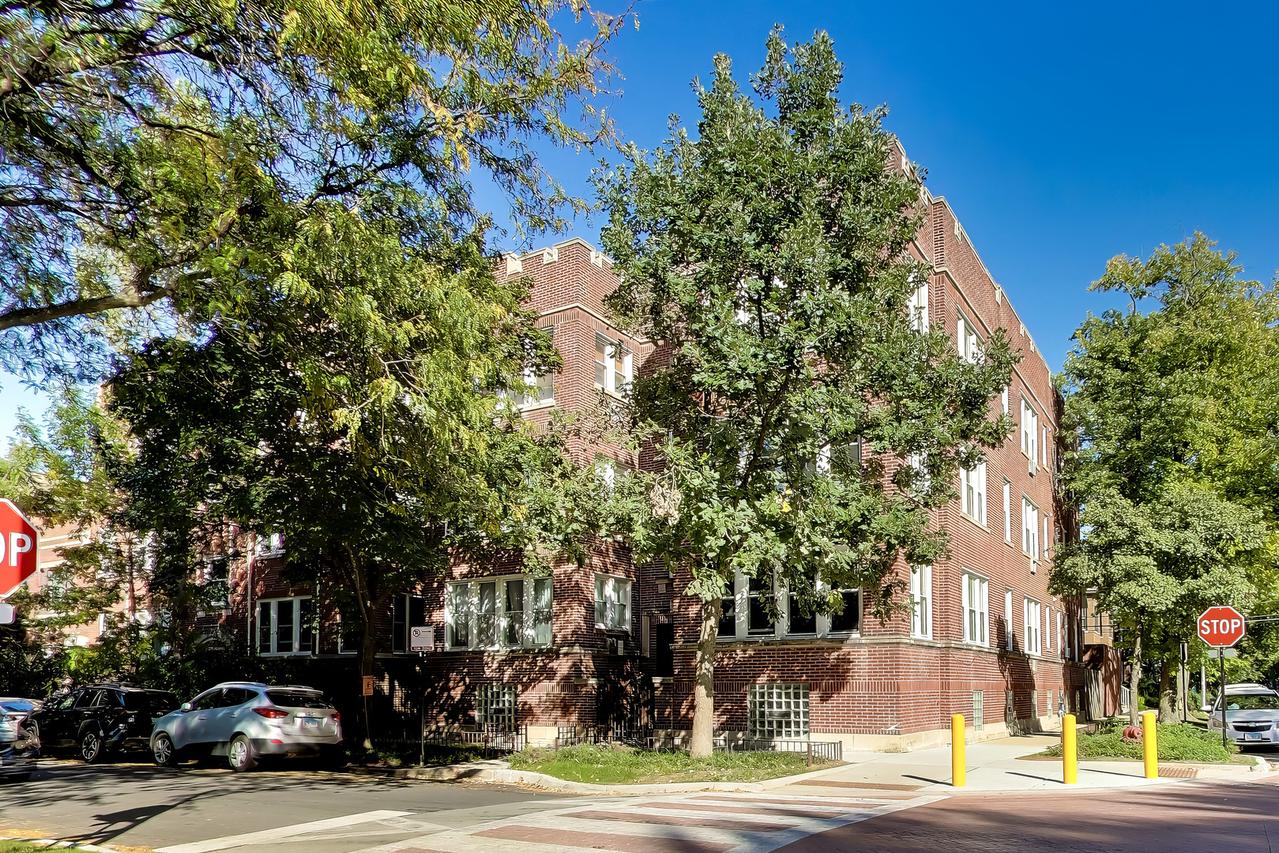 5853 N Glenwood Ave. #2S, Chicago, IL 60660