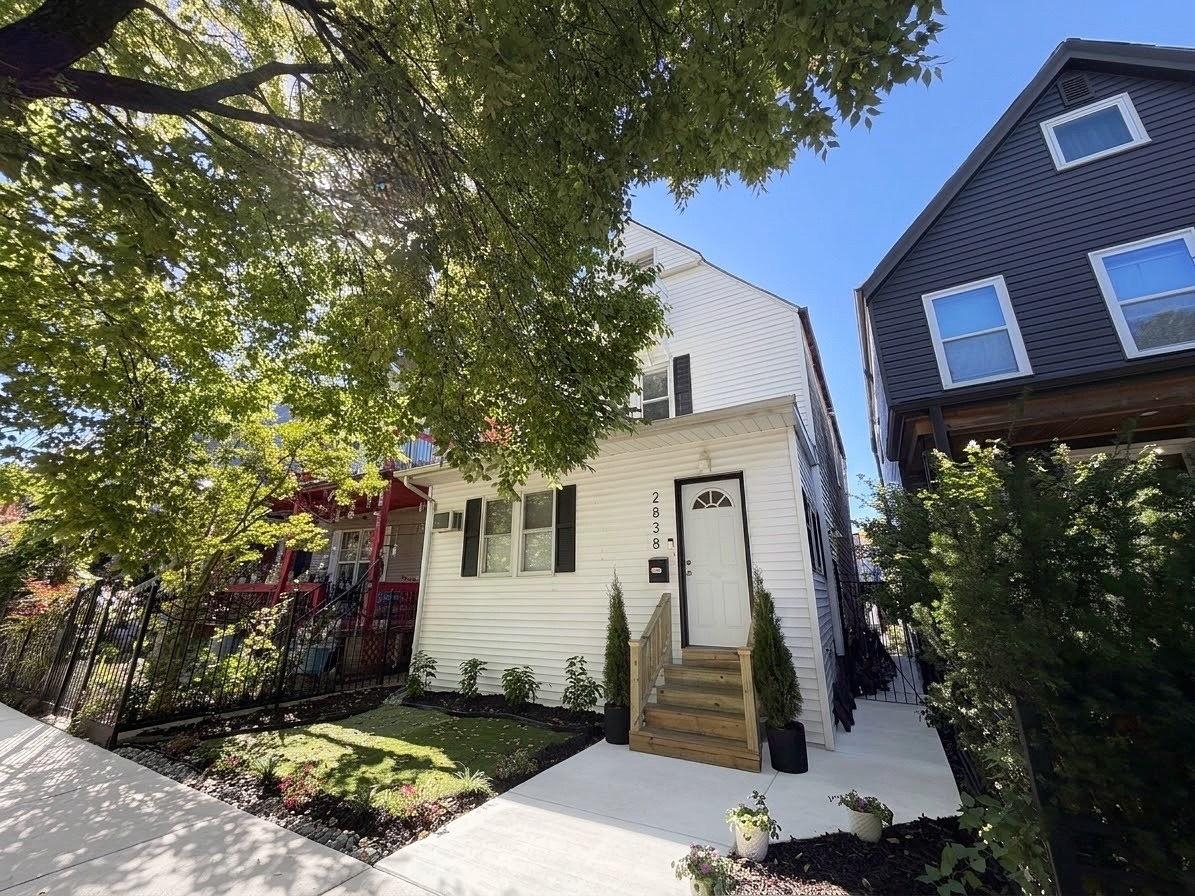 2838 N Richmond St., Chicago, IL 60618