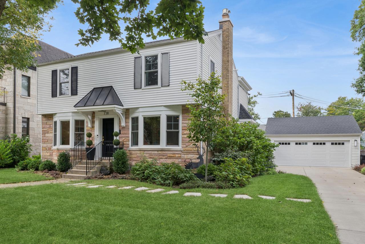 738 S Home Ave., Park Ridge, IL 60068