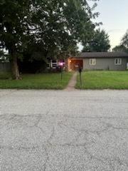 1500 Vicksburg Dr., Belleville, IL 62221