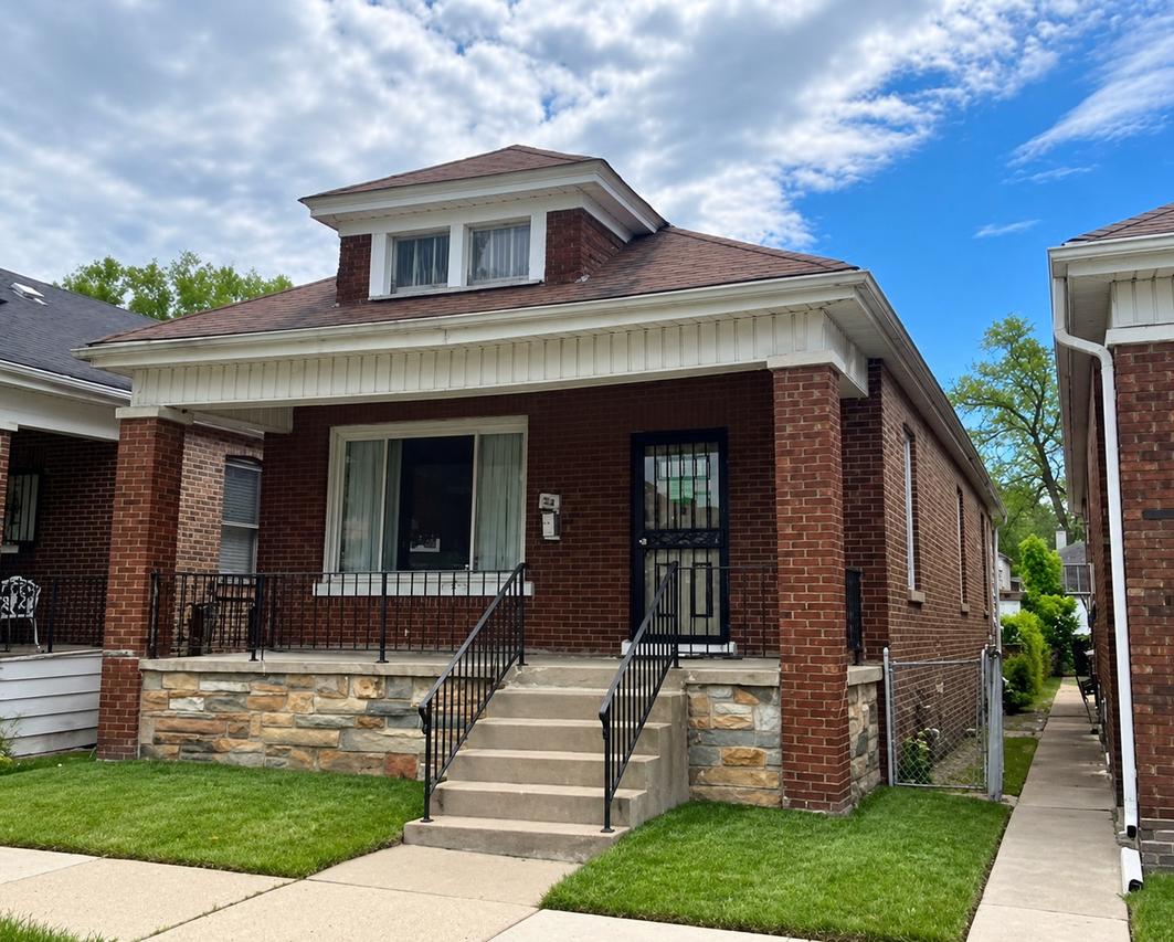 [Address Hidden by Seller], Chicago, IL 60619