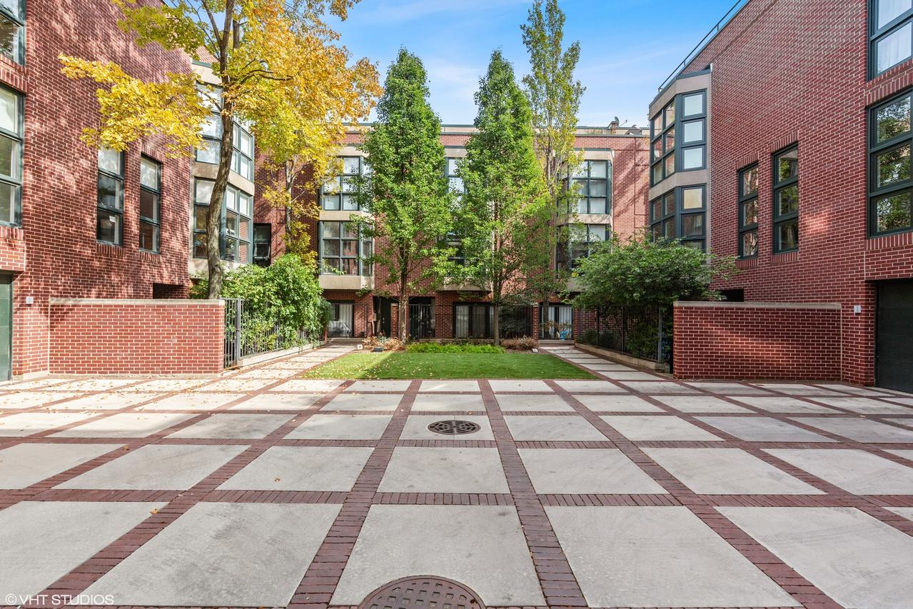 1701 N Halsted St. #E2, Chicago, IL 60614