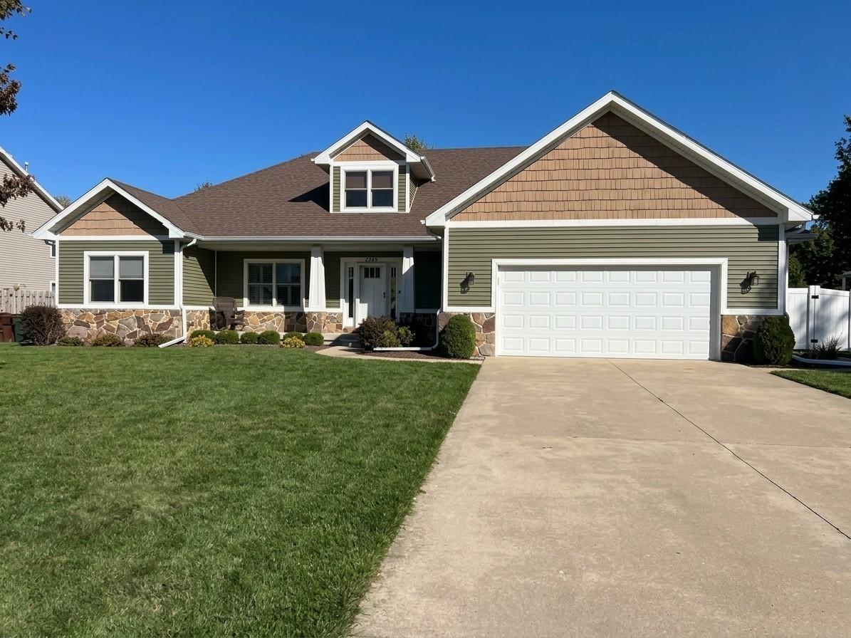 16 Woodside Ave., Kankakee, IL 60901