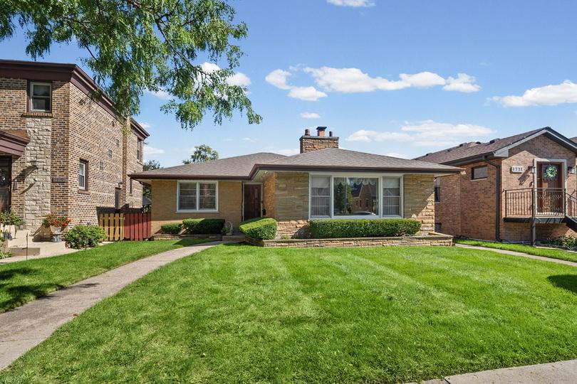 1715 N 76th Ave., Elmwood Park, IL 60707