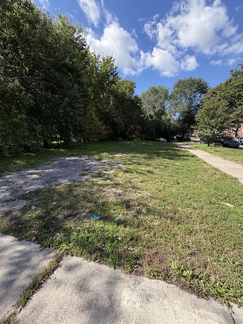 407 W 77th St., Chicago, IL 60636