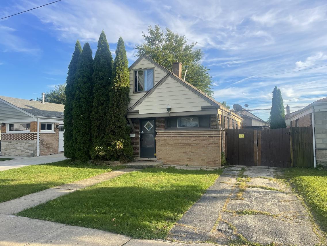 3771 W Pippin St., Chicago, IL 60652