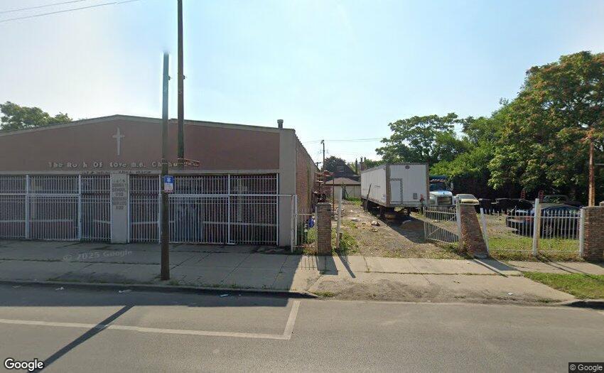 7614 S Ashland Ave., Chicago, IL 60620
