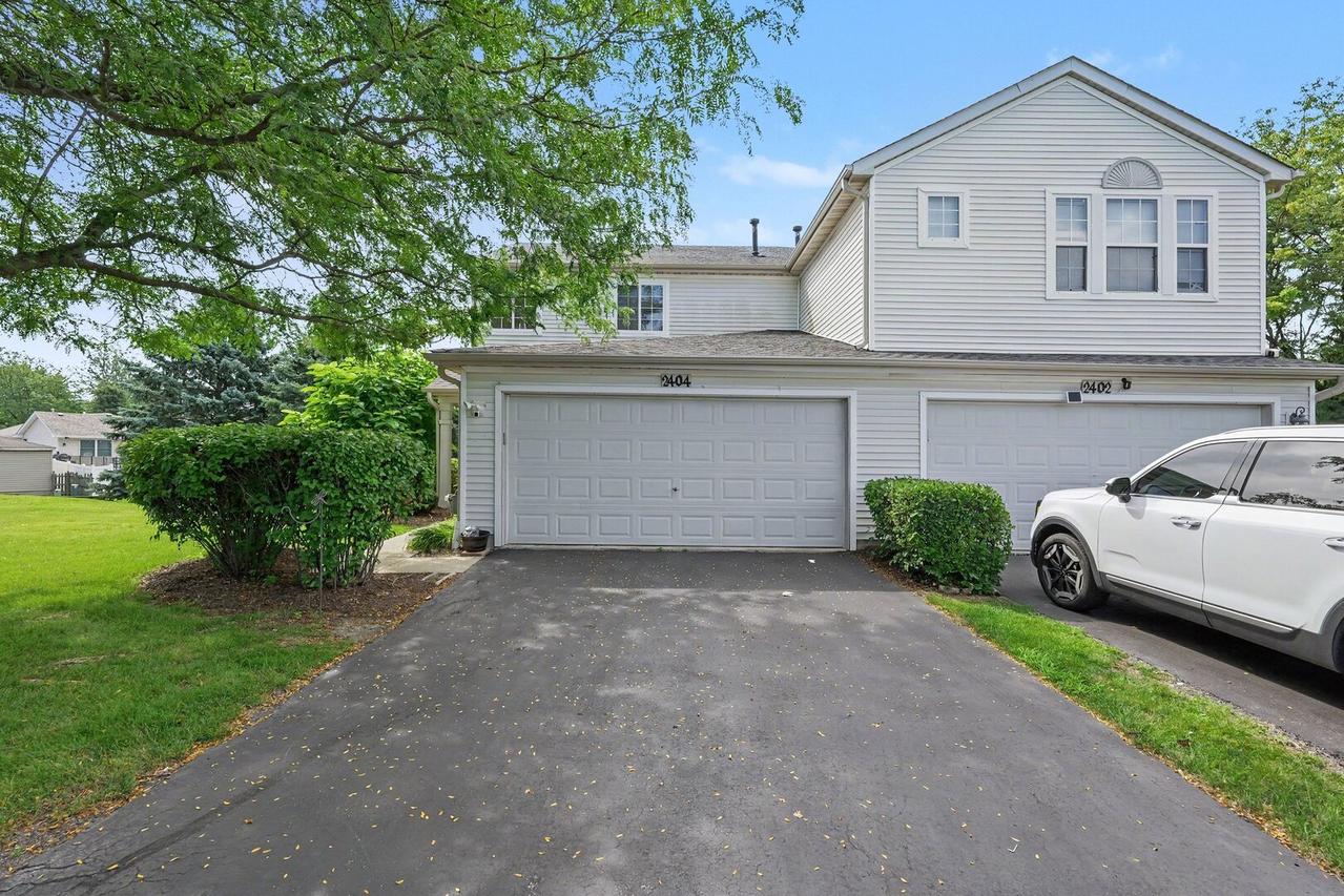 2404 Cactus Ct. #4, Plainfield, IL 60586