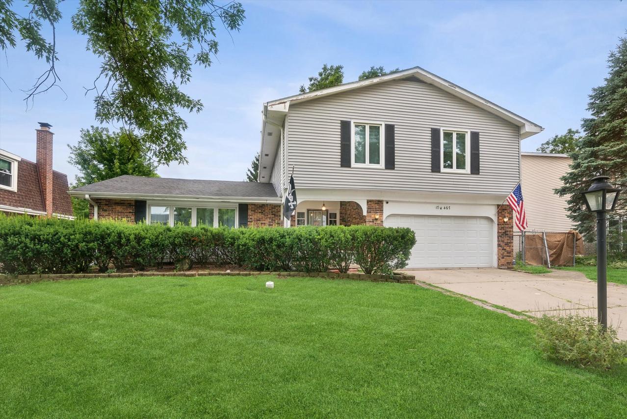 17W467 Portsmouth Dr., Darien, IL 60561