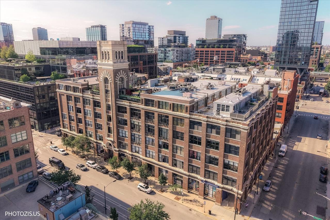 1000 W Washington Blvd. #202, Chicago, IL 60607
