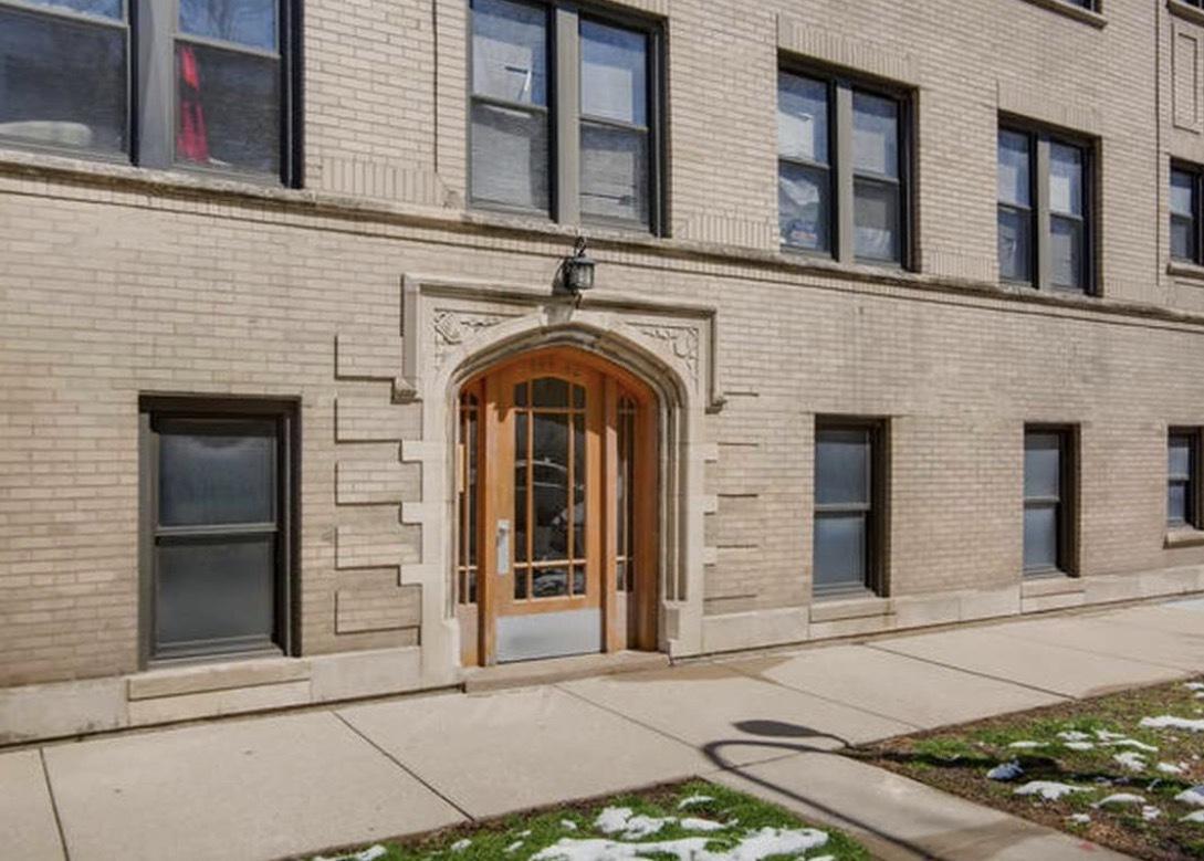 4444 W Gunnison St. #2, Chicago, IL 60630