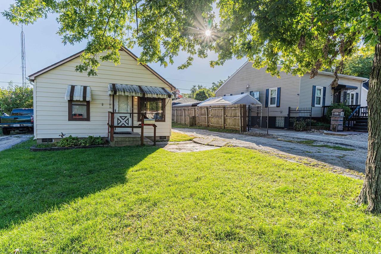 120 Jessie St., Joliet, IL 60433
